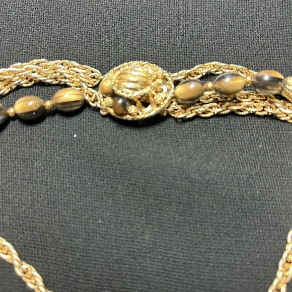 VTG Gorgeous MCM Heavy Gold beaded choker. Some beads are missing from clasp. - Picture 3 of 9
